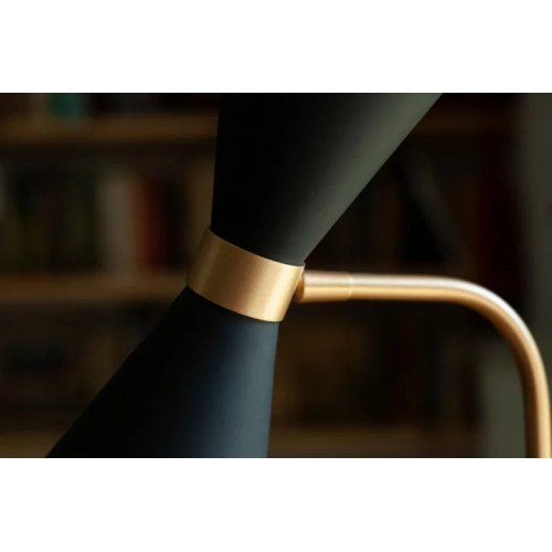 Настільна лампа MAXlight CORNET T0039