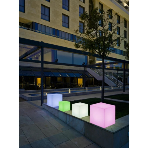 Декоративний вуличний світильник Newgarden ILARIA